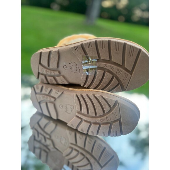 Leather and Fleece Lamo Boots Winter Tan Beige Furry Fuzzy Boots - Picture 4 of 7